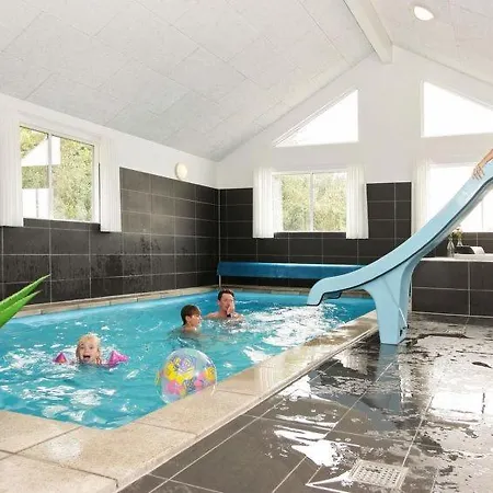 Sleeps 20 Pool Wifi *