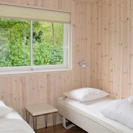 Дом отдыха Sleeps 20 Pool Wifi Vestermark